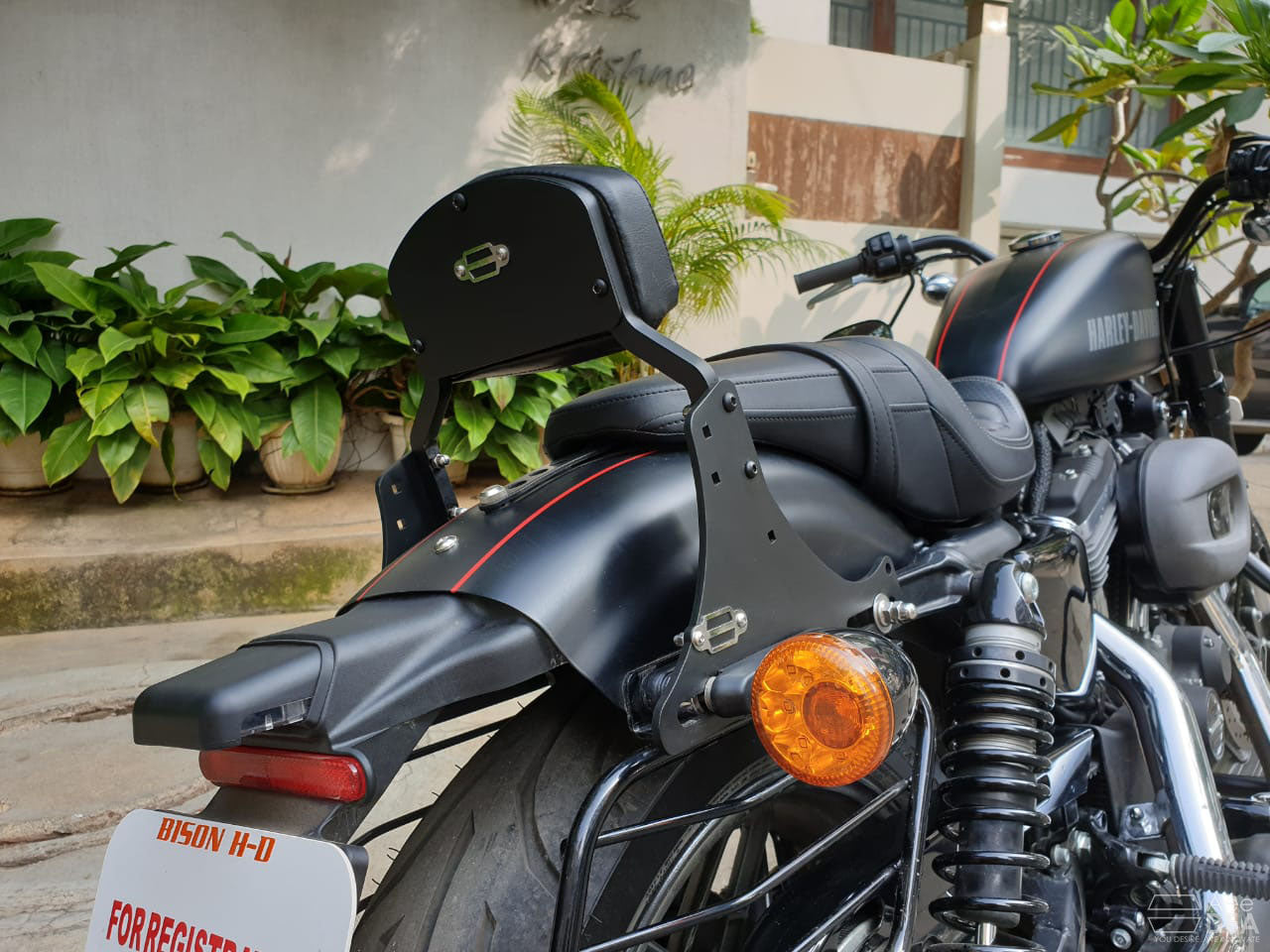 Sportster 48 – Pillion Backrest – Moulded Backrest Stout and Tall