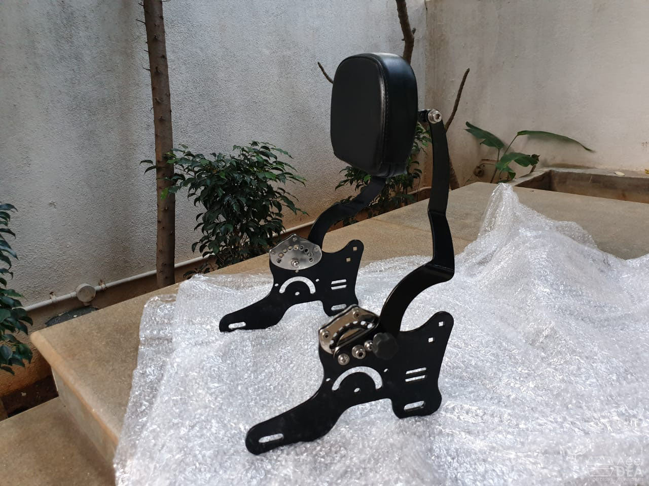 Roadster 1200 – Rider Pillion Backrest