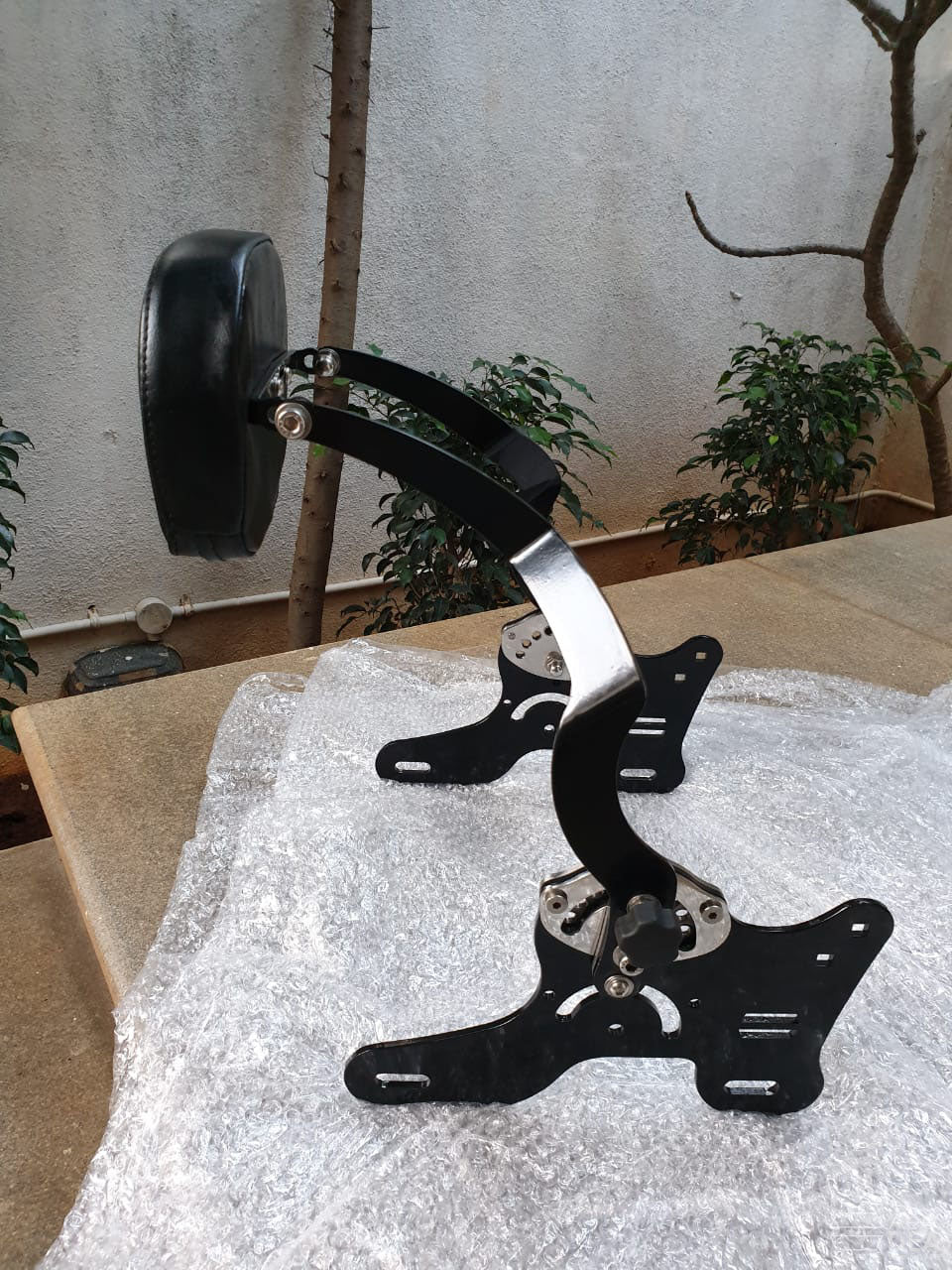 Roadster 1200 – Rider Pillion Backrest