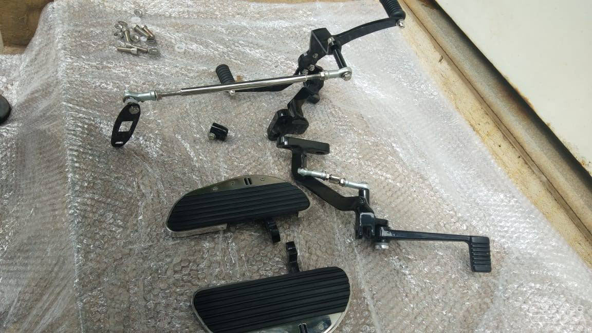 Street Bob 2018 – Forward Foot Control Kit