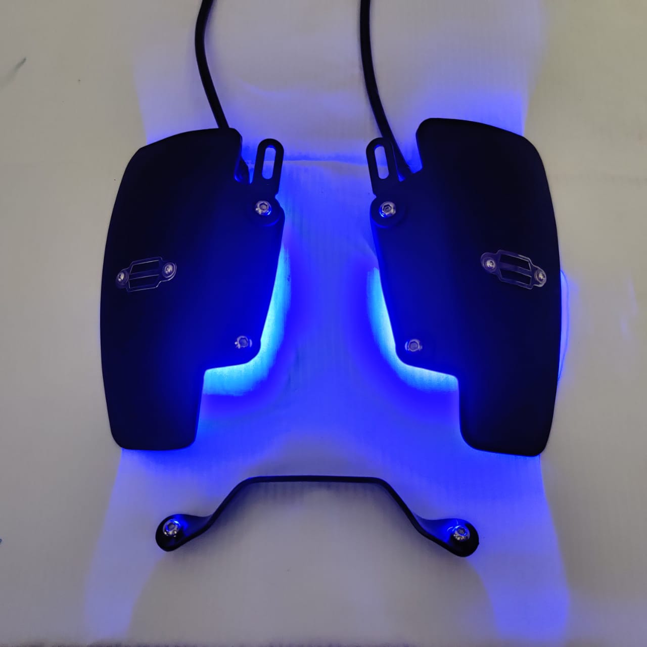 Roadster 1200 – Heat Deflectors