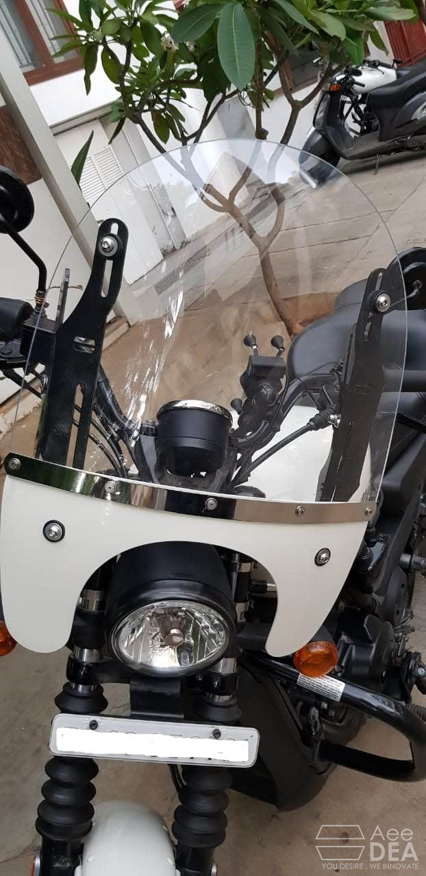 Roadster 1200 – Fully Adjustable Windshield – Split Tall Type