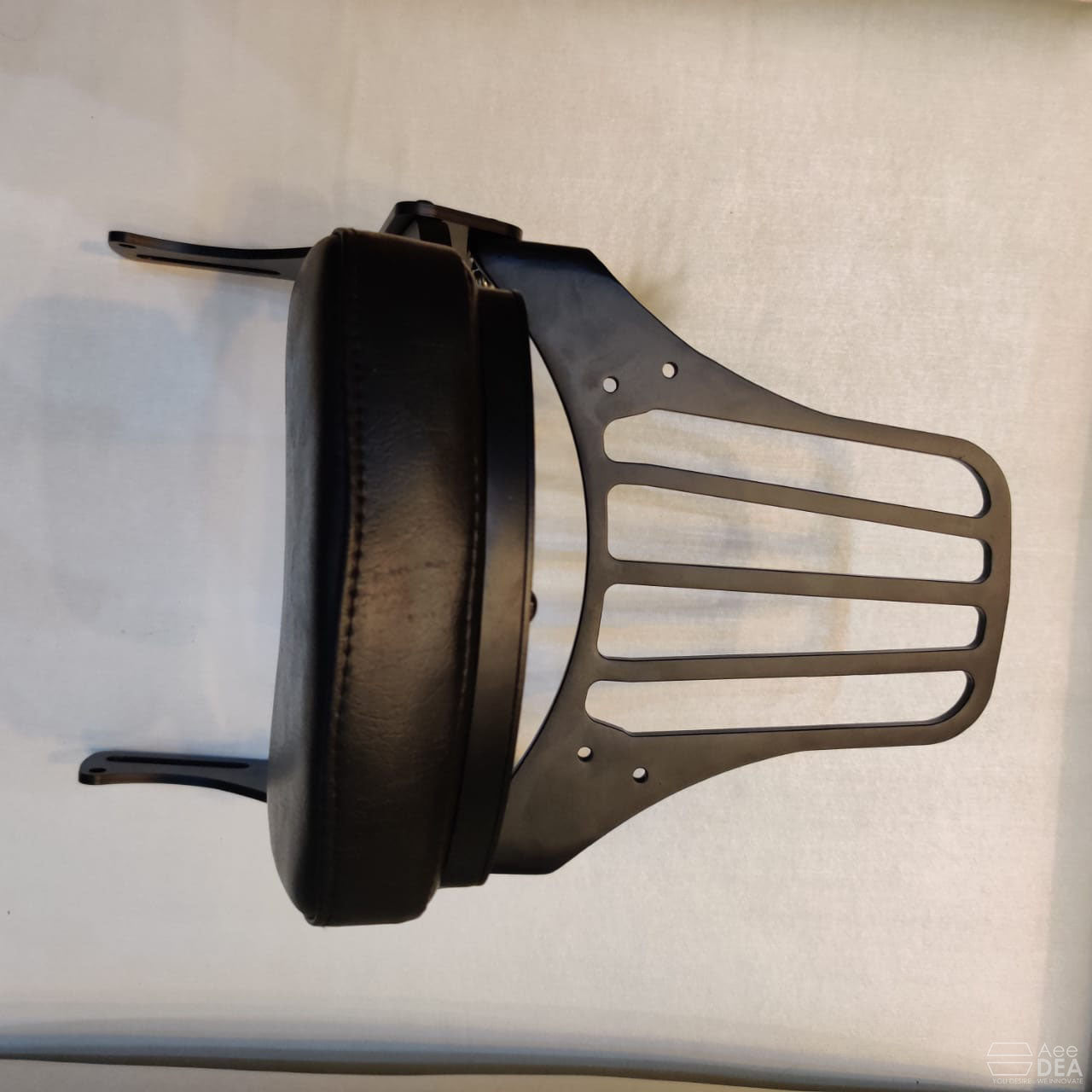 Roadster 1200 – Pillion Backrest – Moulded Backrest Stout and Tall