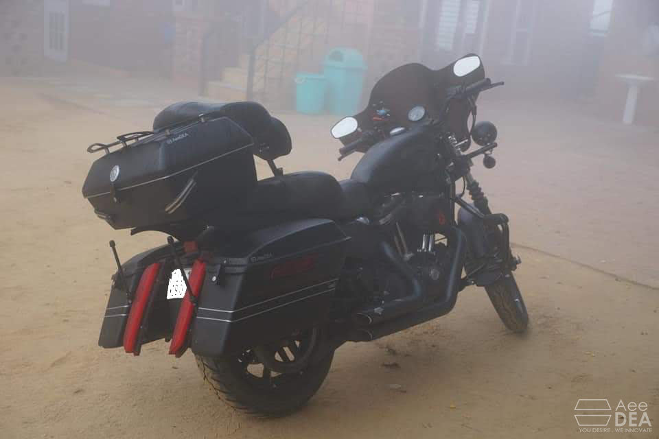 Sporster 48 – Side Panniers