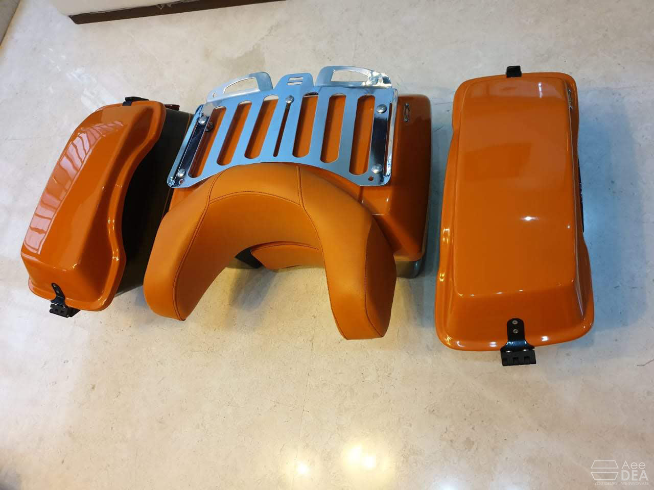 Custom 1200 – Touring Top Box