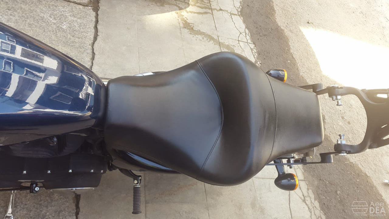 IRON 883 – Full Seat Optional Rider Backrest