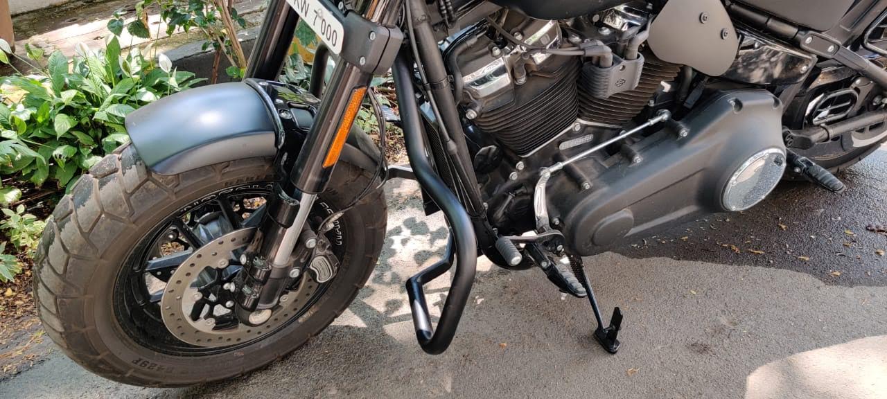 Fatbob 2018 – Moustache Type Engine Guard/ Crash Guard