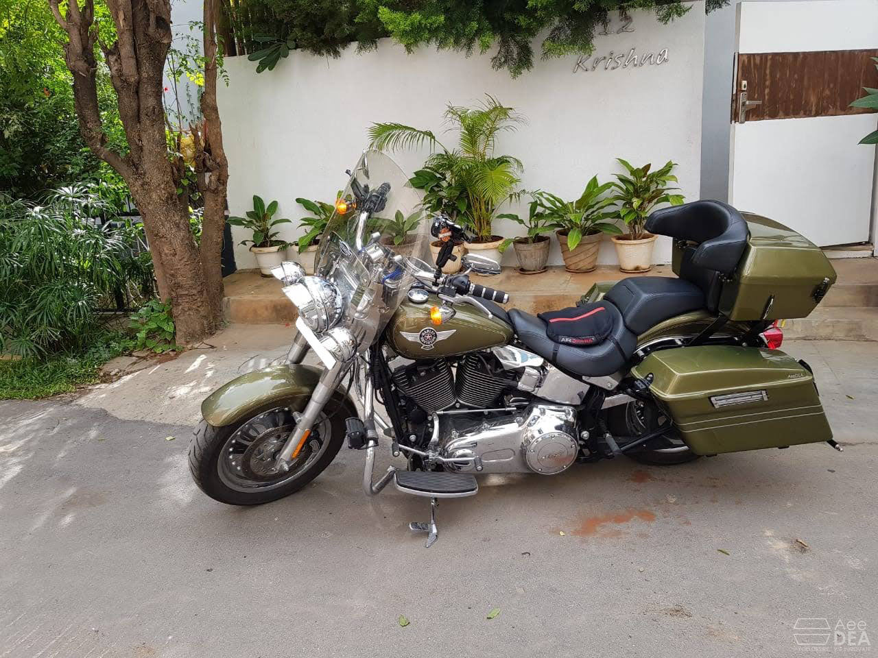 Harley Fat Boy Pre 2018 Touring Top Box with Integrated Backrest