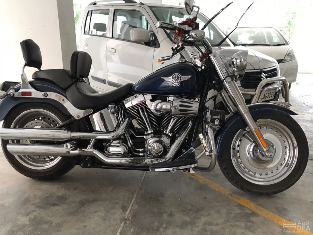 Harley Fat Boy 2018 rider yoga backrest installed on motorcycle
